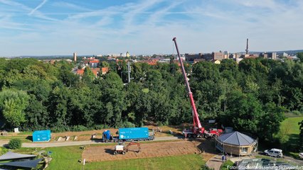 Anlieferung des Seecontainers (Ozonanlage) vor dessen Standplatz